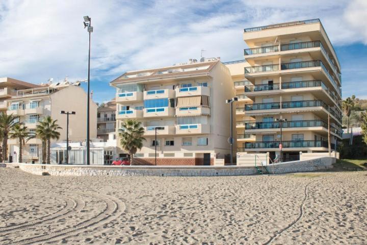 Paradise Suites La Cubana Beach 푸엔히롤라 외부 사진