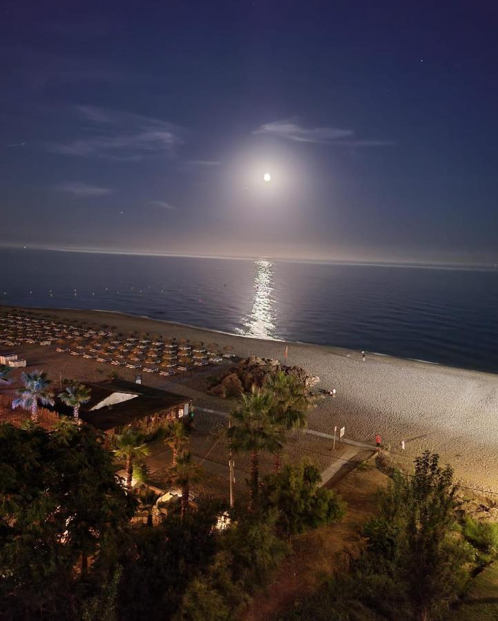 Paradise Suites La Cubana Beach 푸엔히롤라 외부 사진